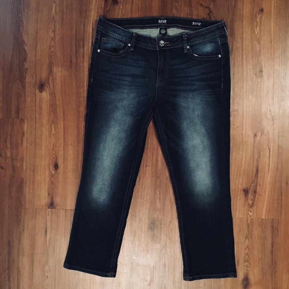 A.n.a jeans